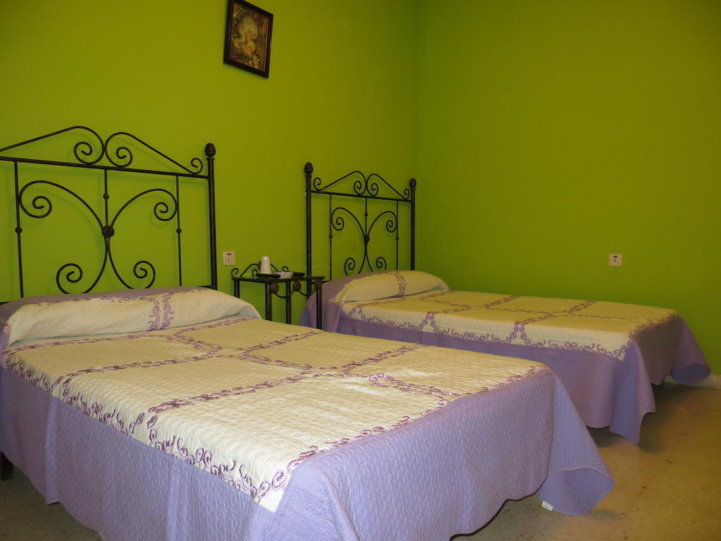 Hostal Restaurante Reina El Tejar Room photo